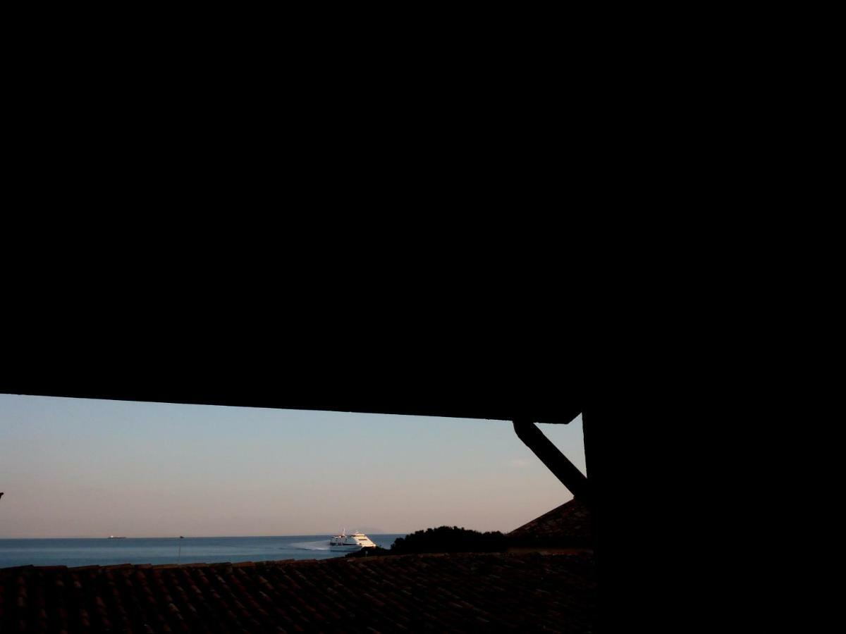 Casa Vacanze Torre Di Mola Formia Kültér fotó